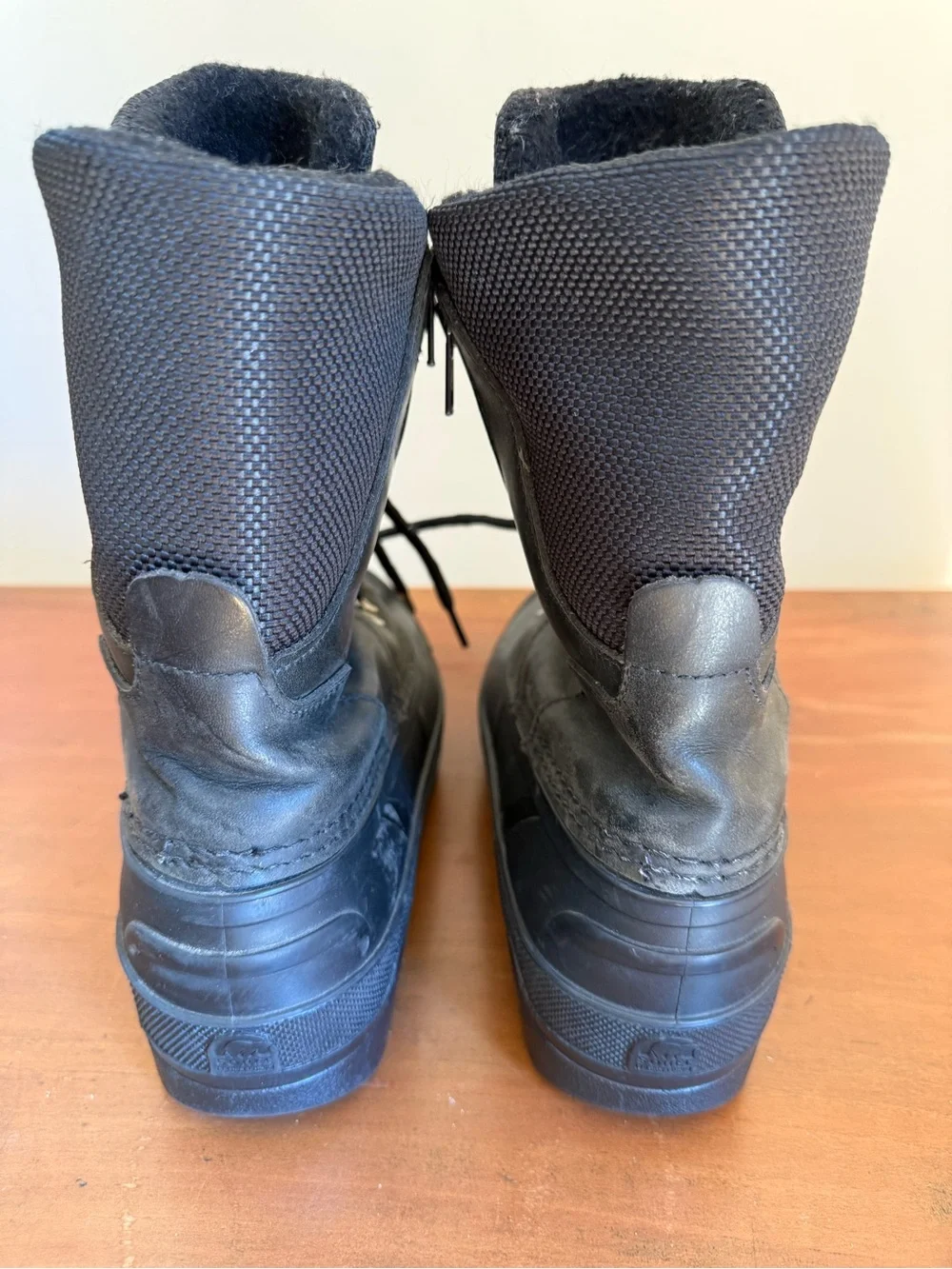Sorel Kaufman Canada Black Waterproof Vintage Leather Rubber Black Boots, size 7